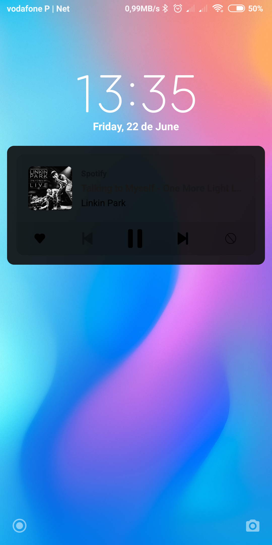 Screenshot_2018-06-22-13-35-27-415_lockscreen.png